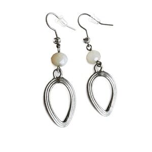 Vintage Artisan Dangle Earrings Silver Tone Cream Bead Textured Oval Hoop